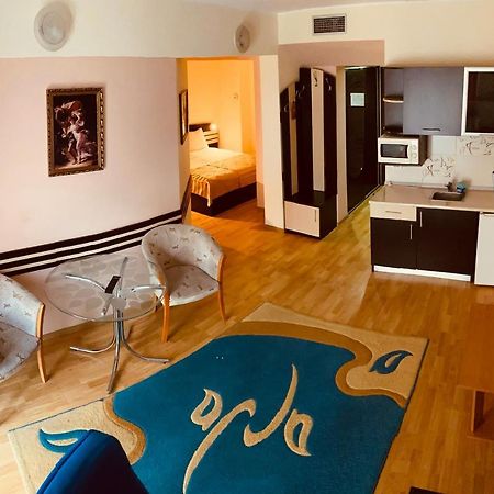 Hotel Zimbru Iasi Luaran gambar