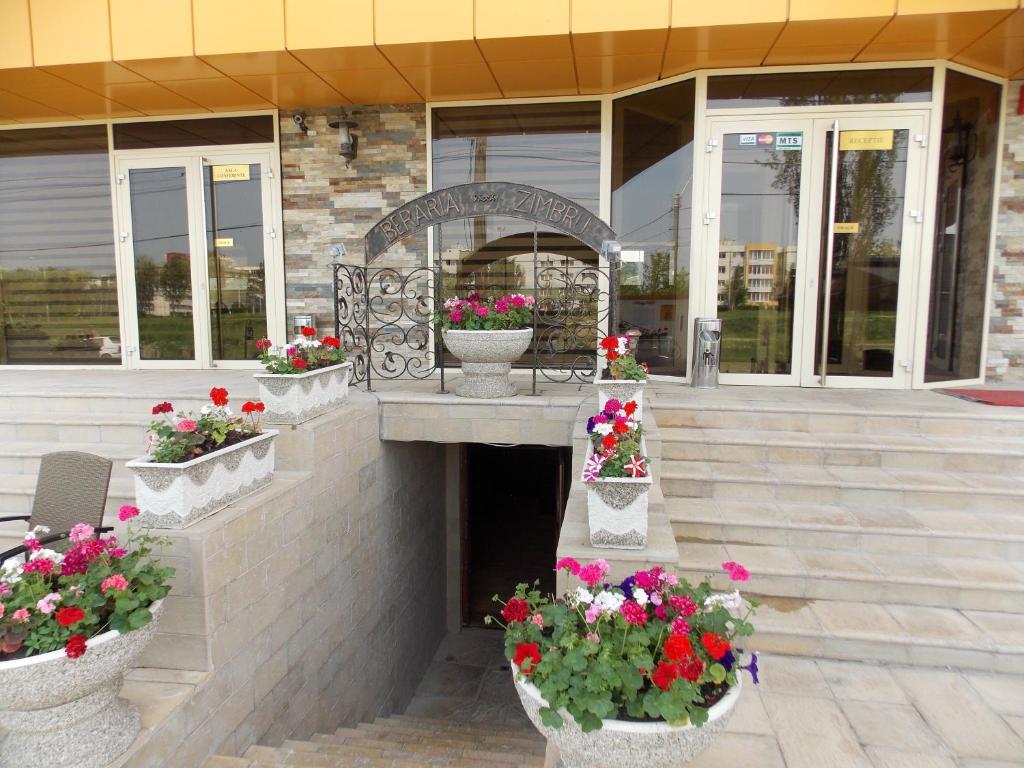 Hotel Zimbru Iasi Luaran gambar