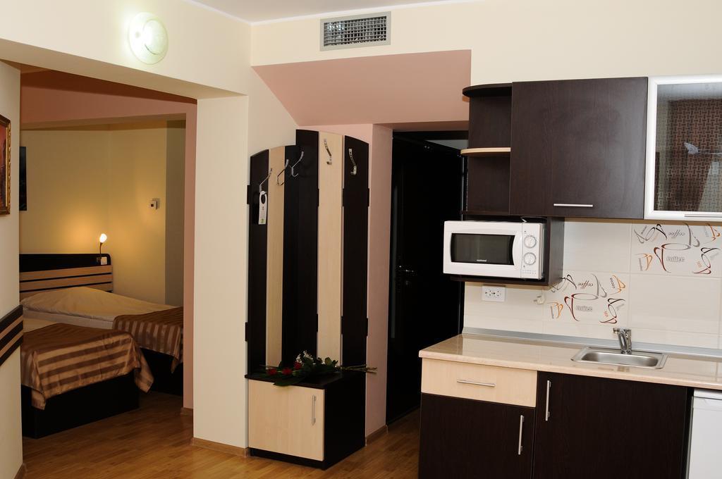 Hotel Zimbru Iasi Luaran gambar